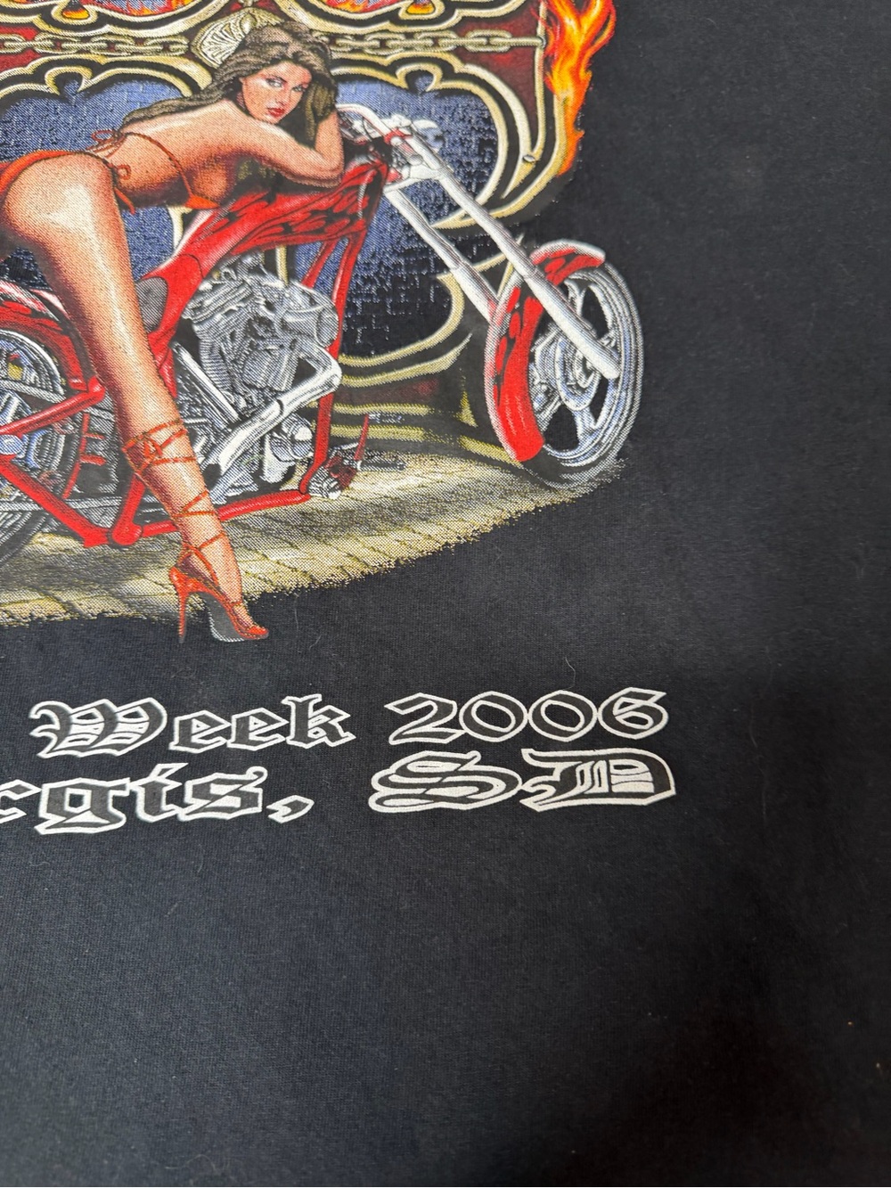 Sturgis 2006 Biker T-Shirt Flaming Iron Cross Bikini Babe Size XL Rally Week - Picture 3 of 8